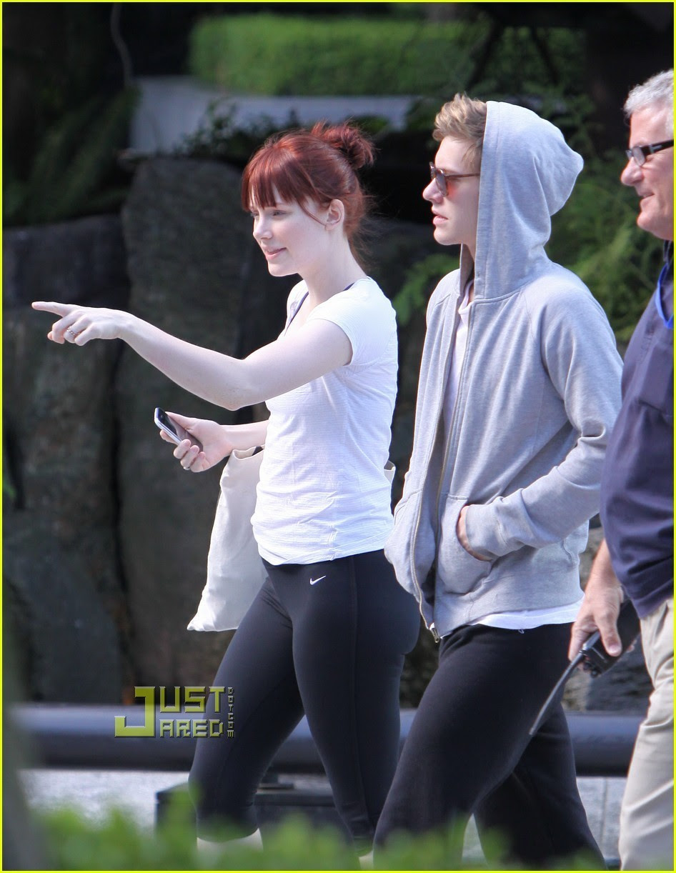 Bryce Dallas Howard & Xavier Samuel