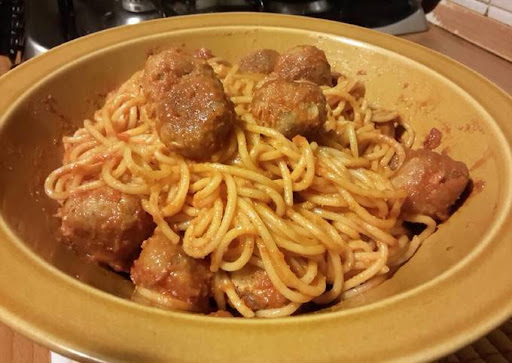 Recipe of Perfect AMIEs Spaghetti with Meatballs