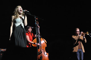 Holiday Cheer 2012: Lake Street Dive