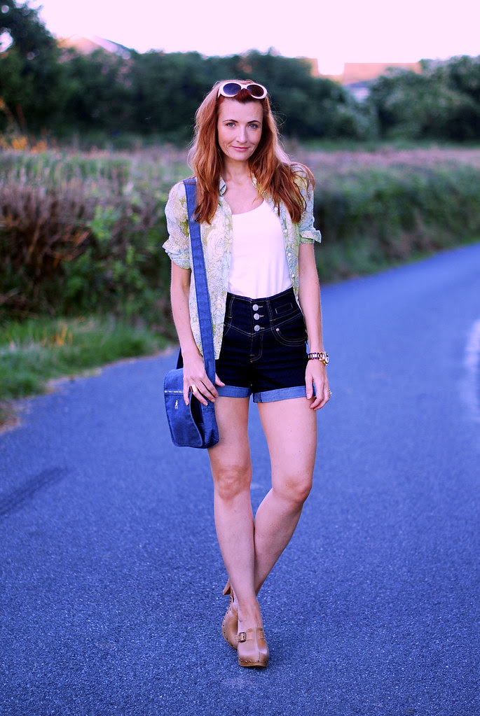 High waisted denim shorts & floral shirt