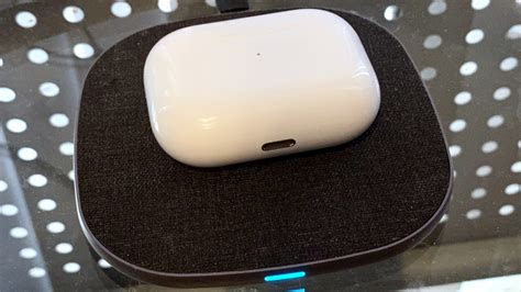 If you are looking for a qi charger, you'll find the . 