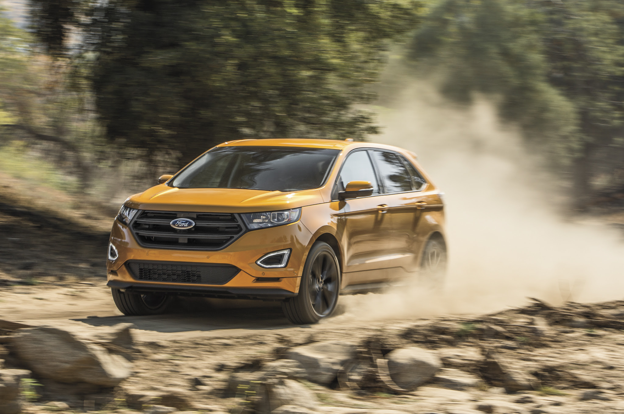 2015 Ford Edge Sport AWD front three quarter in motion