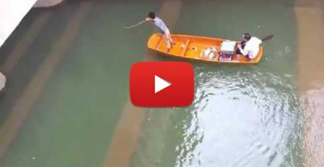 [VIDEO] 2 Nelayan guna “elektrik” tangkap ikan kat bawah jambatan!! TERKEJUT BILA MENDENGAR SUARA YANG AMAT KUAT DI BAWAH JAMBATAN !!
