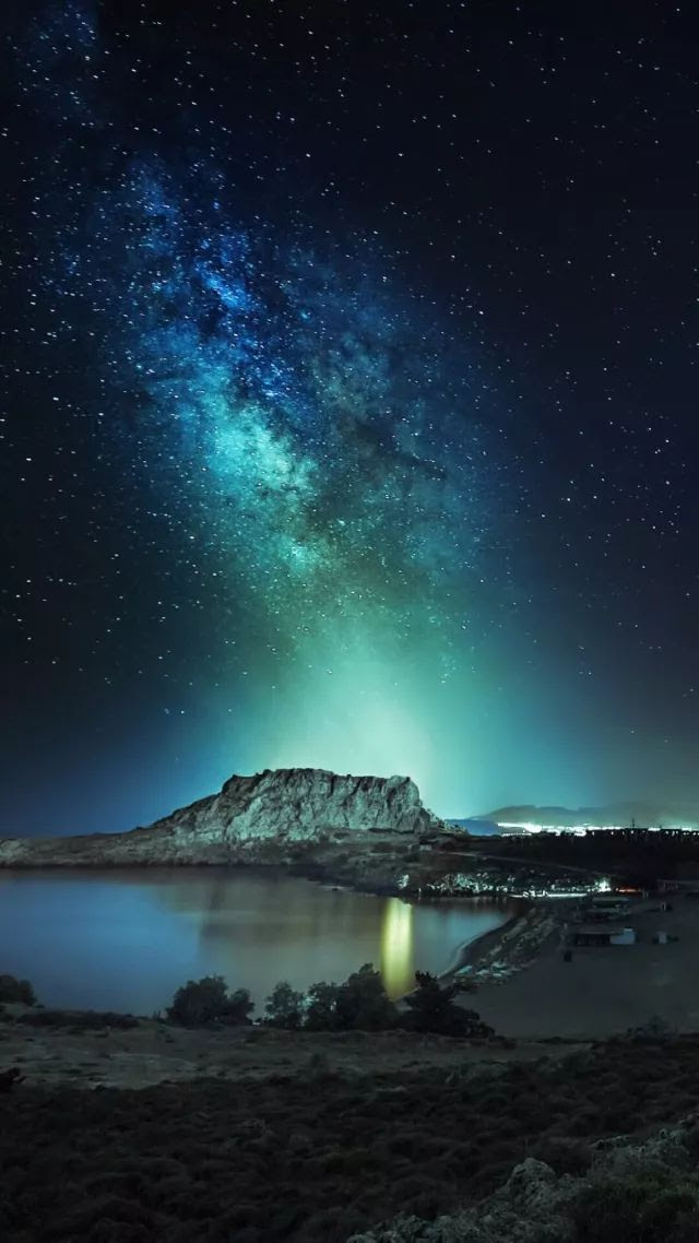 44张iphone星空壁纸 就两个字 好看