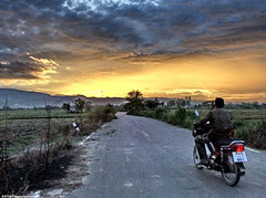Westbound ... by Paulo Kawai