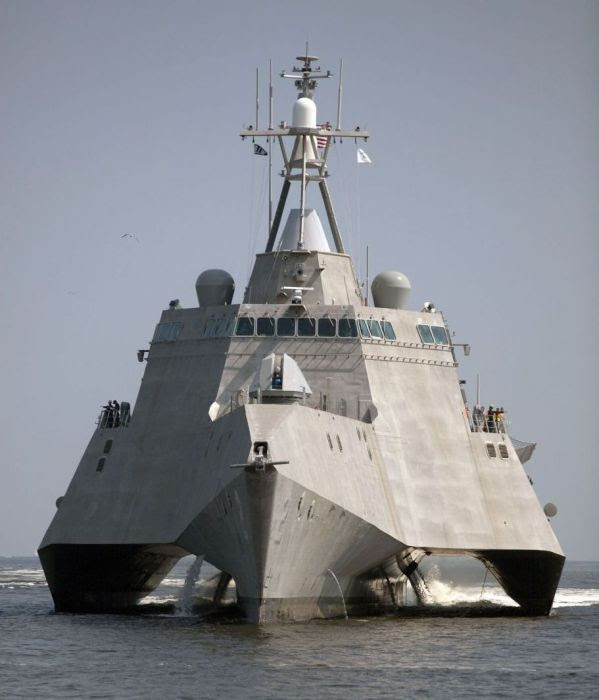 USS Independence (15 pics) USS Independence (15 pics)