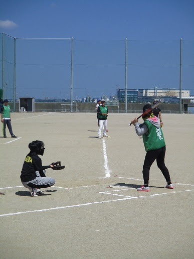 熱戦 市民体育大会スローピッチソフトボール 愛知県高浜市立高浜小学校 Blog