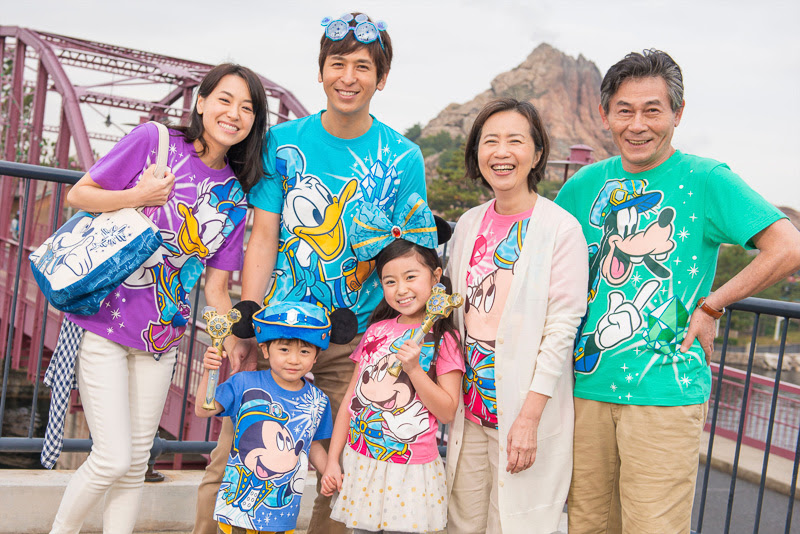 東京ディズニーシー15周年 ザ イヤー オブ ウィッシュ 限定グッズを4月11日から販売 Tシャツやキャップ カチューシャなど トラベル Watch Watch