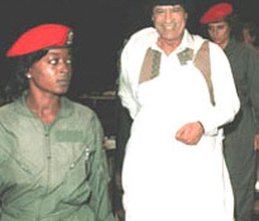 Gaddafi's All  Female Bodyguards (38 pics)