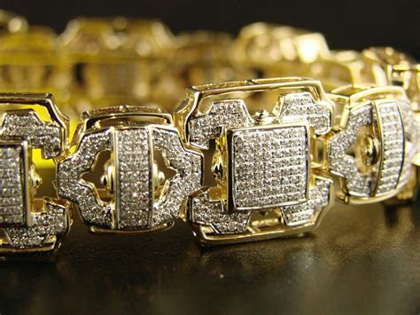 With a casio watch on your wrist, you'll be ready to take on your day and get things done on time. new_york_jewels: 10K MENS YELLOW GOLD SI PAVE DIAMOND