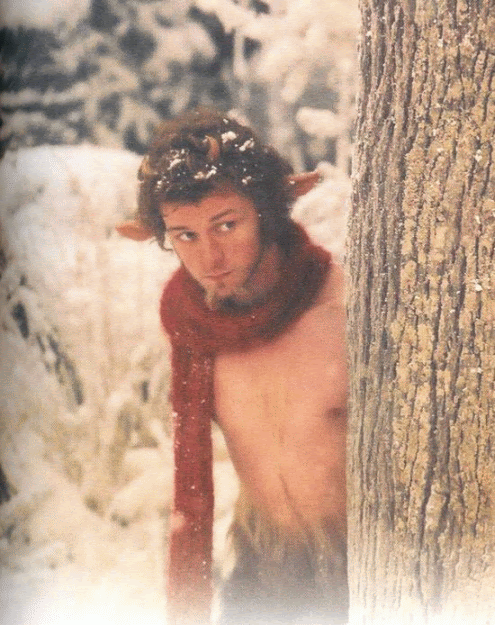 Prendre le thé avec Mr Tumnus - Elbakin.net