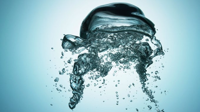 Water bubbles, underwater view, close-up