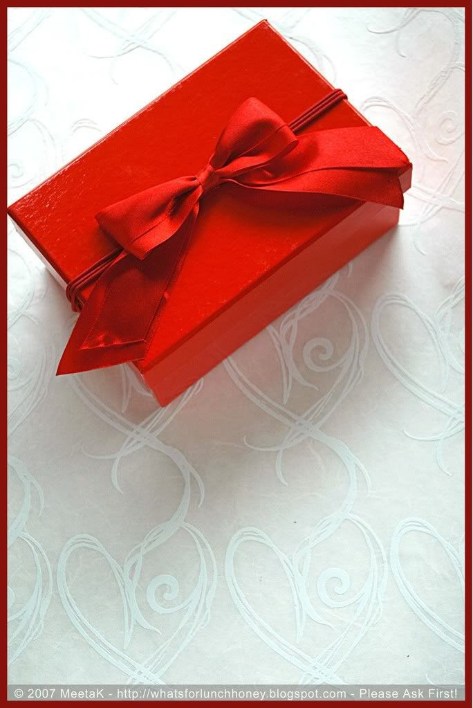 Boxed Love (01) by MeetaK