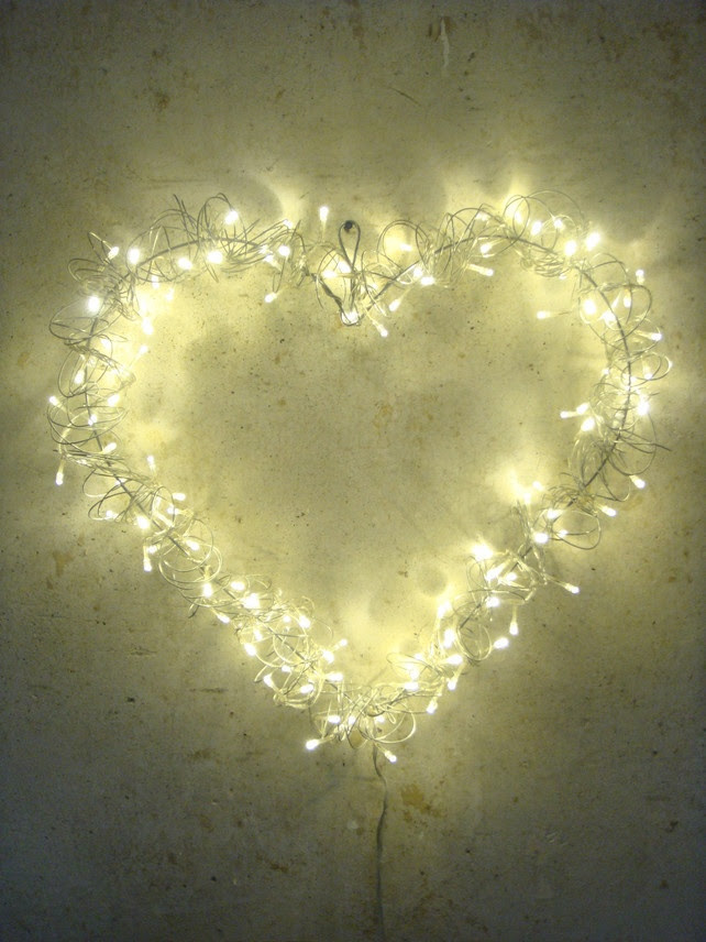 88 New fairy light heart 266 Large Christmas Love Heart Soft Glow LED Fairy Light Wreath, could   