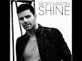 RICKY MARTIN - Shine