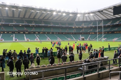 日本代表がトゥイッケナムでイングランド戦の前日練習 いよいよラグビーの聖地で サクラの戦士たちが戦います ラグビージャパン365公式ブログ ツール ド ラグビー 大友信彦
