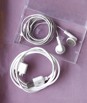 ipod-accessories_300