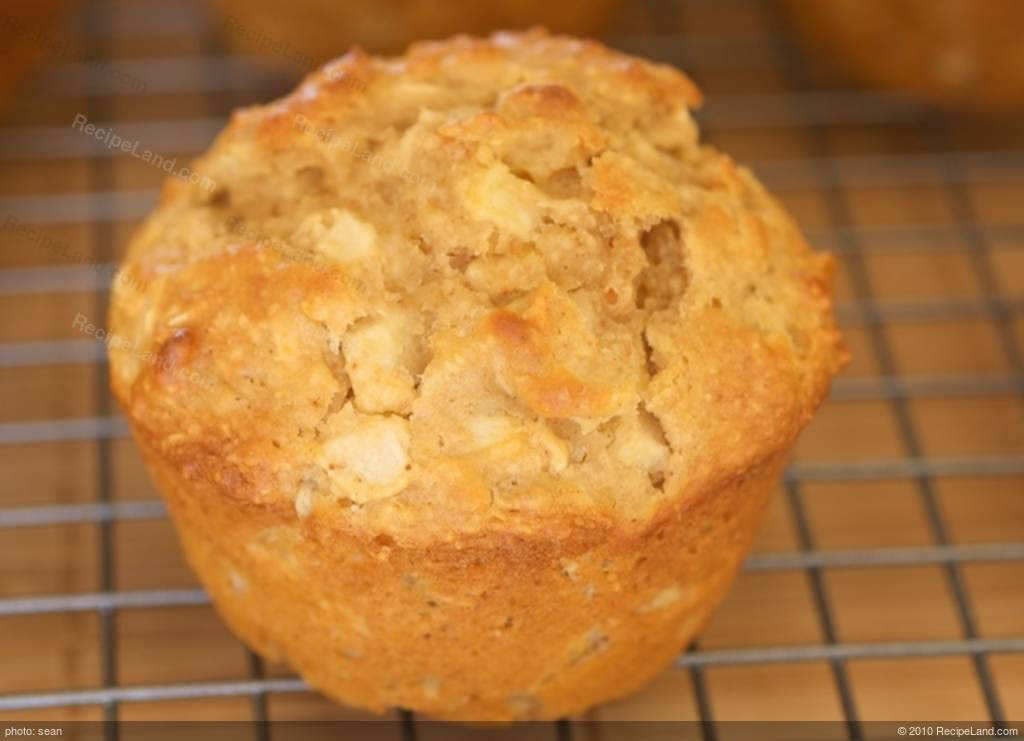 Apple Oat Moist Muffins-Low fat, Low calorie Recipe