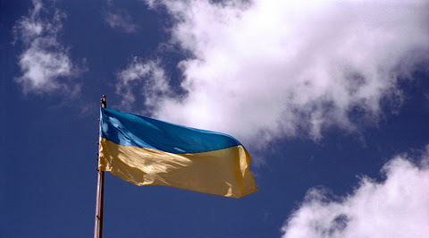 Видишь, как Украина падает, подтолкни – пишут западные СМИ