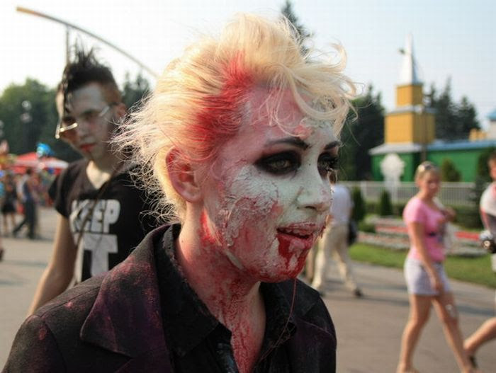 Zombie Walk in Saint Petersburg, Russia (85 pics)