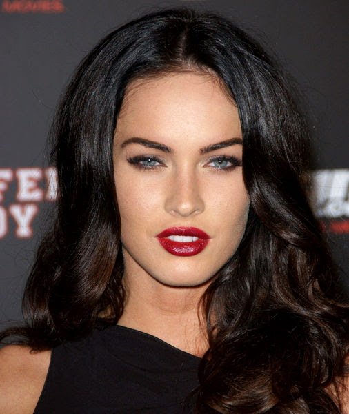 megan fox wallpaper 2009. Megan Fox