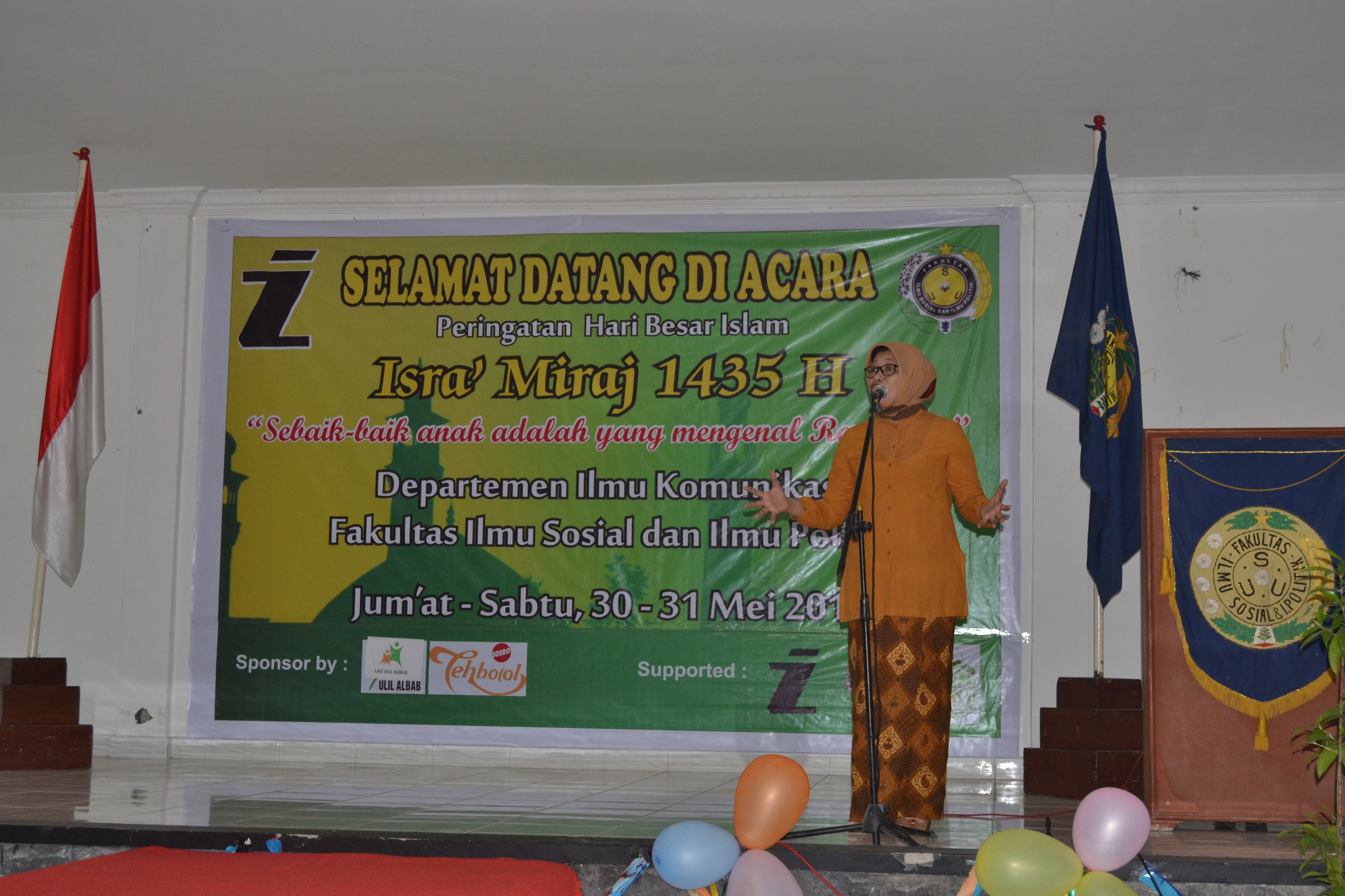Kepala Jurusan Ilmu Komunikasi FISIP USU Dr Fatma Wardy sedang memberikan kata sambutan sekaligus