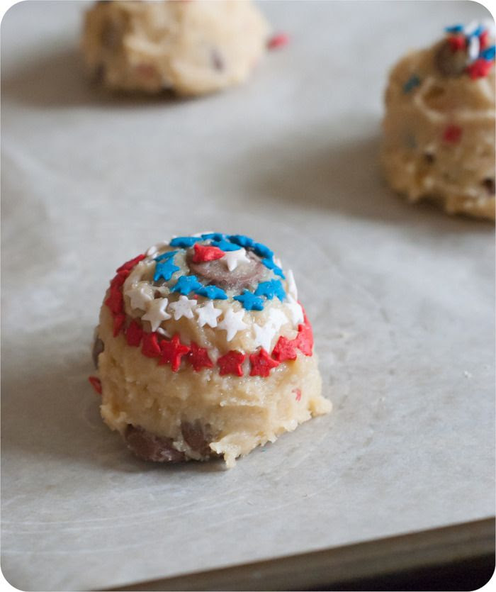 4th of July Soft Milk Chocolate Chip Cookies 