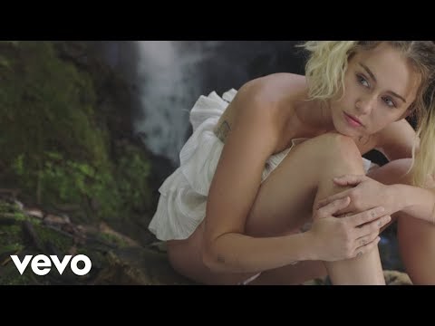 The Best Songs of Miley Cyrus (+Videos)