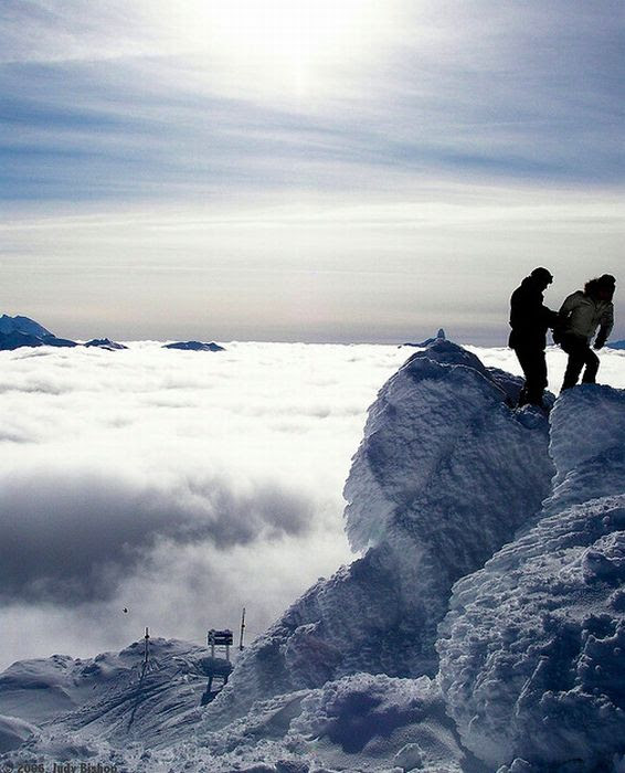 Amazing Places Above the Clouds (50 pics)