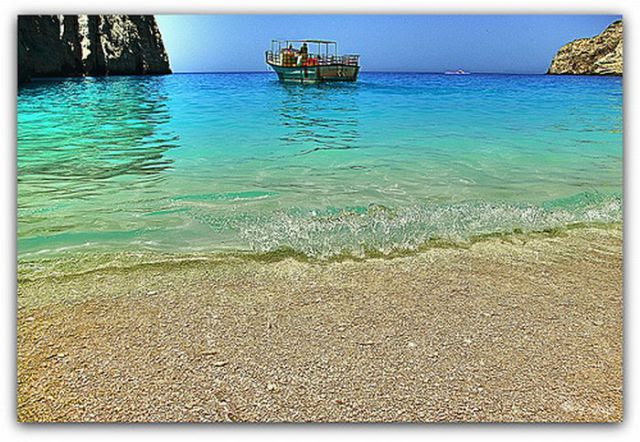 A Piece of Paradise (41 pics)