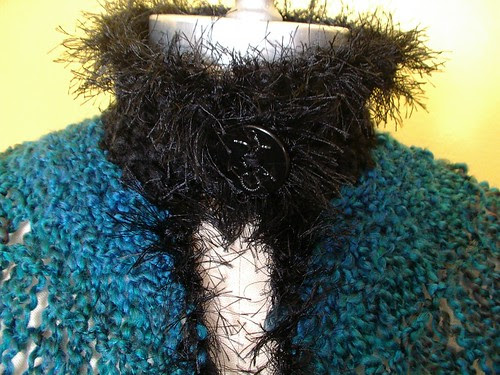 collar detail