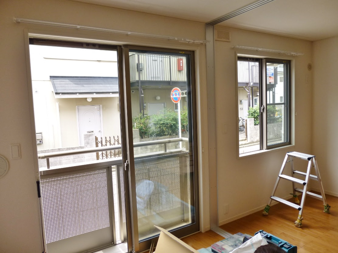 賃貸住宅 に ウッドブラインド アンティーク モダンにコーディネート