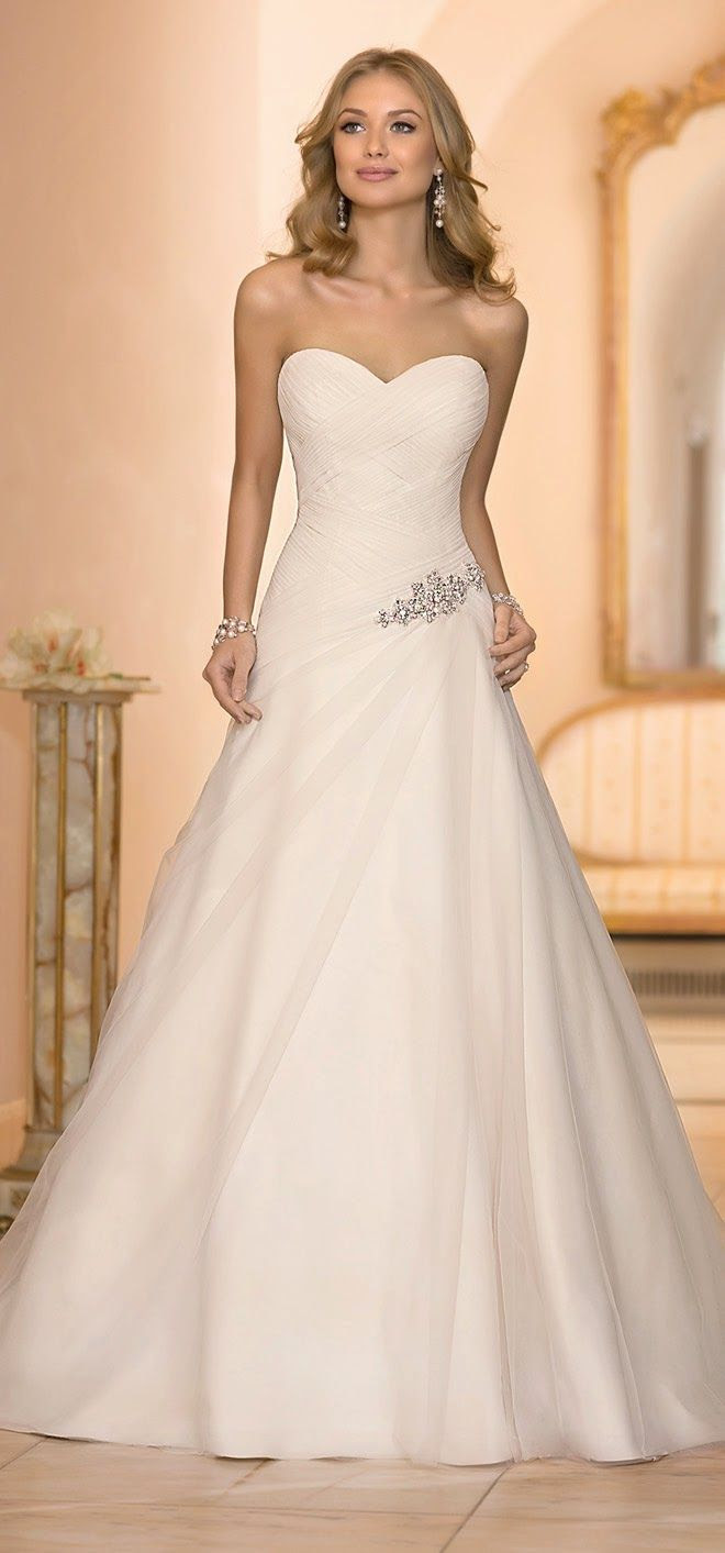 20 Elegant Simple Wedding Dresses of 2015 - BridalTweet Wedding Forum