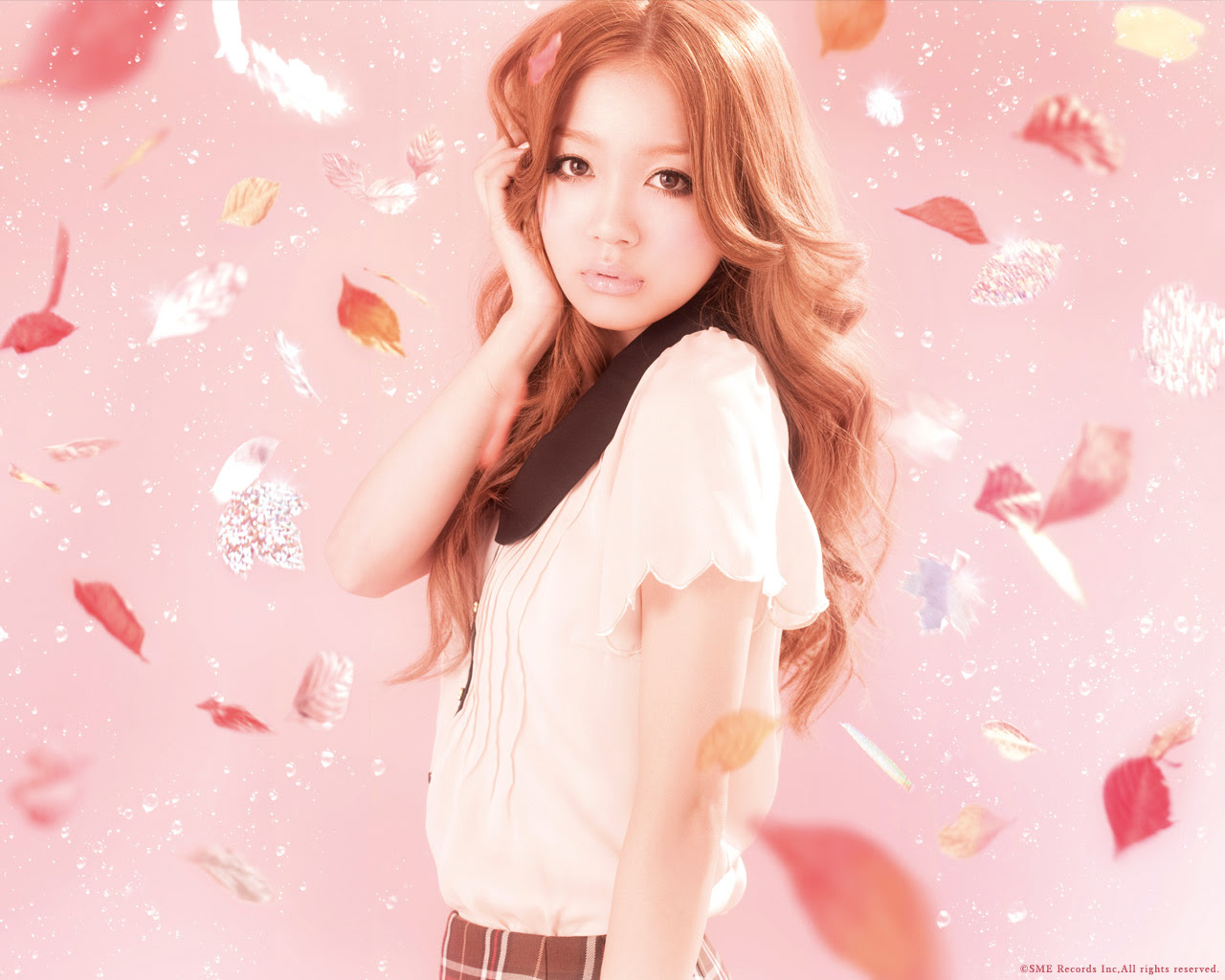 Wallpaper Kana Nishino Official Wallpaper Fanpop