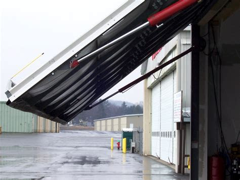 cortland hydraulic hangar door original
