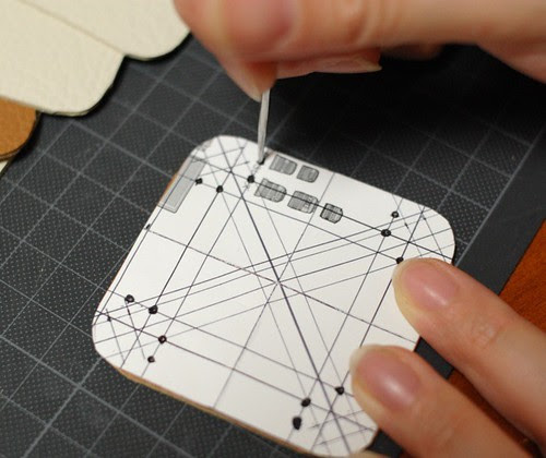 How to make a leather bottom pincushion 3