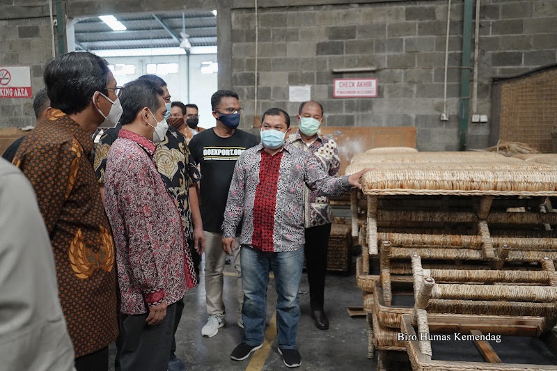 Kerajinan Rotan Di Pasar Global Yang Populer!