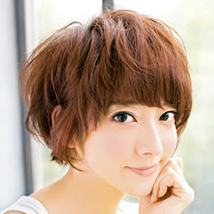 悩み解消 天パ女子が可愛すぎる 天然パーマを活かせる女性の髪型 ショート ボブ ミディ マッシュ を一挙公開 かわいいヘアスタイル特集 Bijoh ビジョー