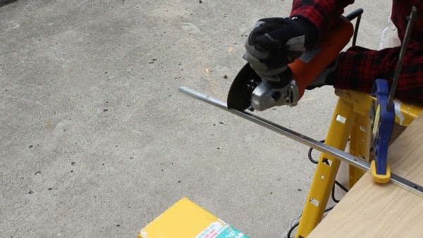 How to Use an Angle Grinder (and cut through ANYTHING ...