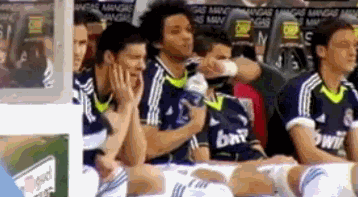 かみつき男スアレスのフォトショパロディー画像が話題に E Storypost