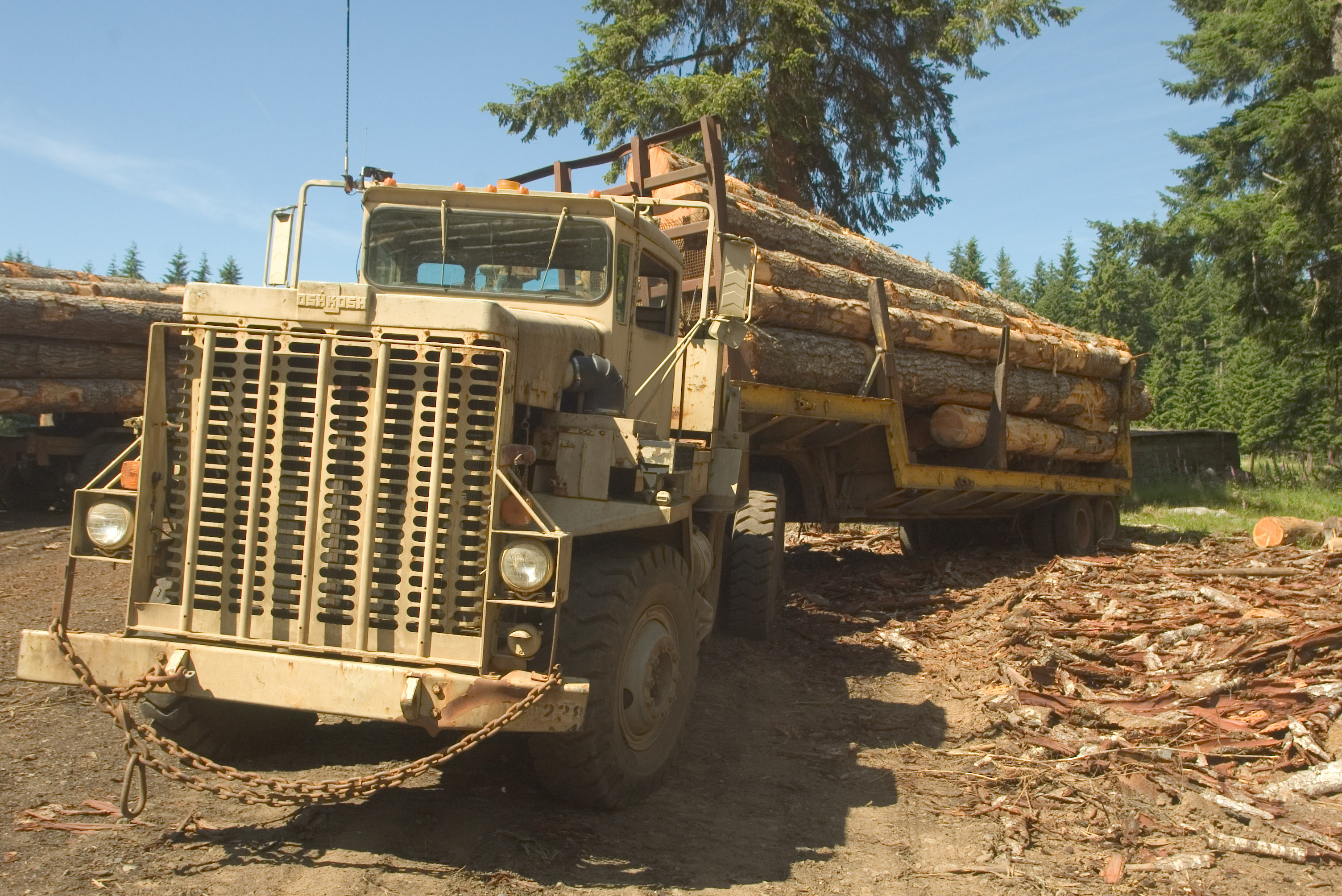 Logging truck - Wikiwand