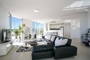 Palatial Penthouse Apartment - Phenomenal Views