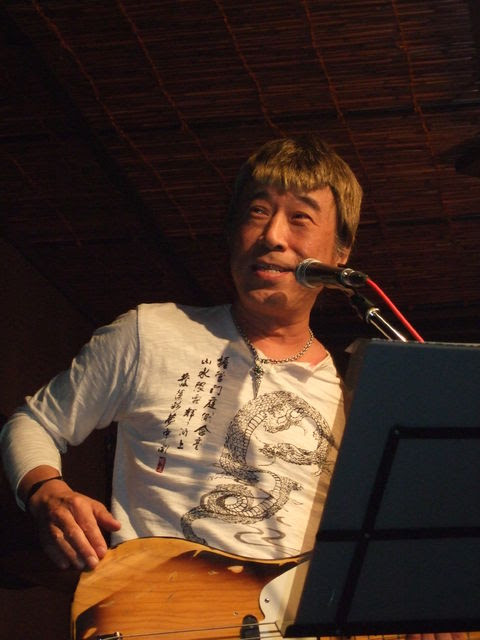 Earthshakerの甲斐さんと工藤さんに会えるライブだよ 横クラ未来予想図