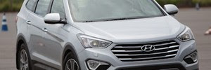 Hyundai Grand Santa Fe chega por R$ 187 mil (Divulgação)