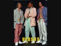13 Premium 90 S Mens Outfits You Must Try