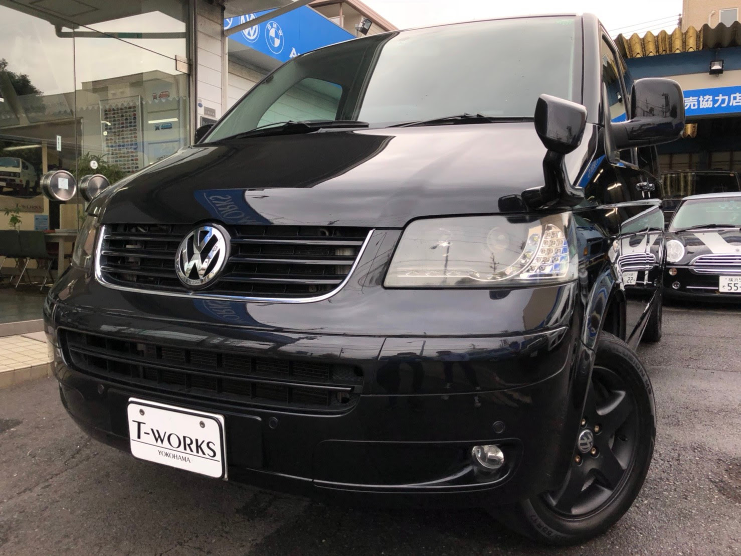 07y Vw T5 T Works 公式ホームページ 横浜 輸入中古車販売店 ティーワークス T Worksは 他社の外車屋さんと異なったスタイルを自慢としてます とくに 輸入車の中でも Vwヴァナゴンt 3 T 4 Volvoクロスカントリー M Benz W123 W124も大好きです ただし