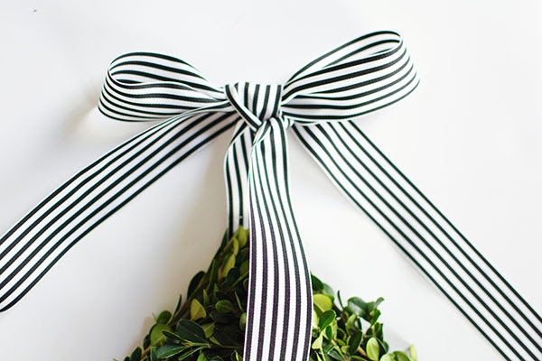 Ribbon bow