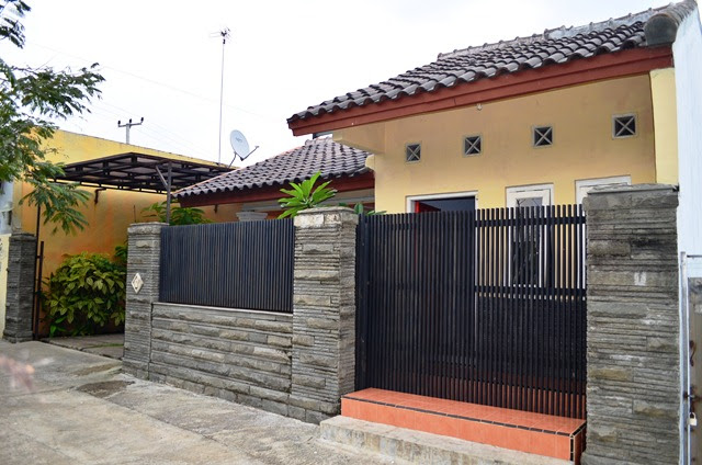 11 Gambar Pagar Dengan Batu Alam Minimalis RUMAH IMPIAN 11 Gambar Pagar Dengan Batu Alam Minimalis RUMAH IMPIAN