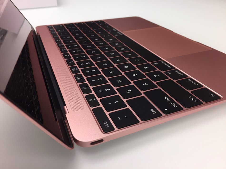 Rocket Yard Unboxes New Rose Gold 12-Inch MacBook | Other World