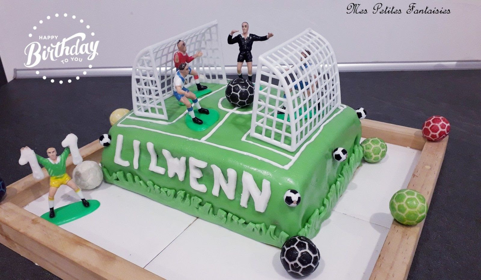 Gateau Terrain De Foot Pour L Anniversaire De Ma Licorne Mes Petites Fantaisies